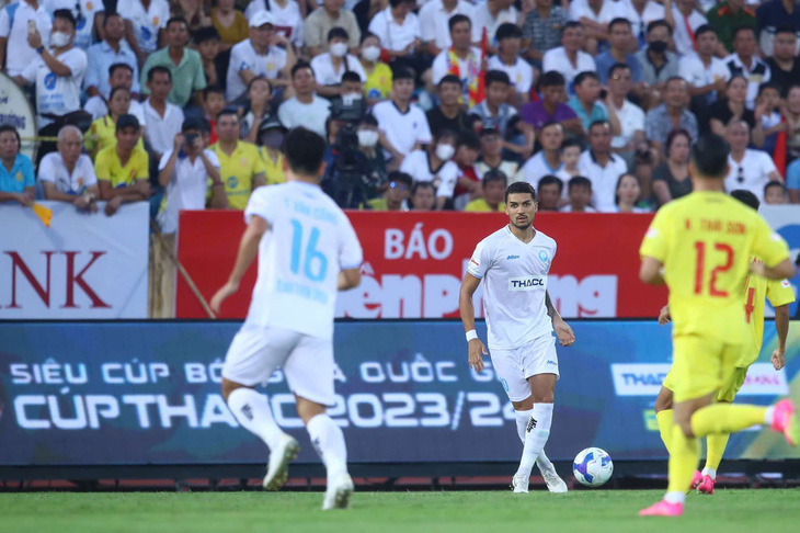 Nam Định - Thanh Hóa (hiệp 1) 0-0: Rafaelson bỏ lỡ cơ hội - Ảnh 1.